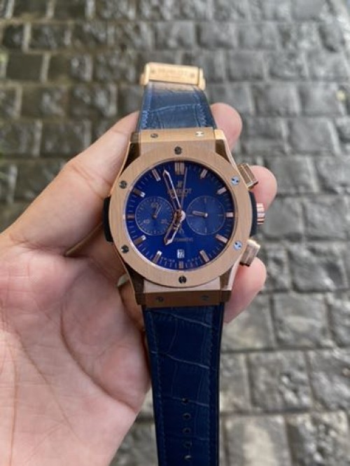 Trendy Hublot Watch For Men (GOPI452)