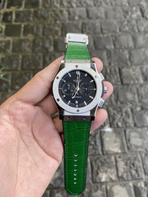 Trendy Hublot Watch For Men (GOPI453)