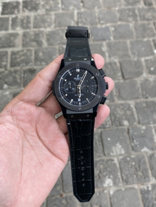 Trendy Hublot Watch For Men (GOPI451)